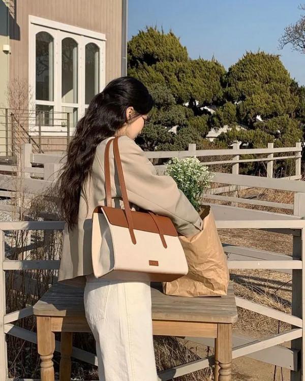 早春的第一件薄外套！小個子照著這樣穿，顯高又氣質