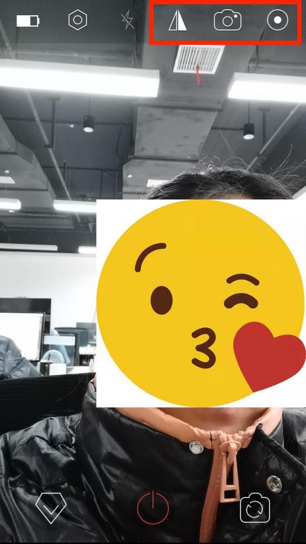 膝上型電腦沒有自帶攝像頭？手機當做電腦攝像頭使用