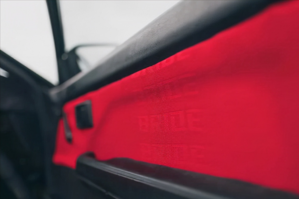 放了15年的豐田AE86，改裝後依舊迷人