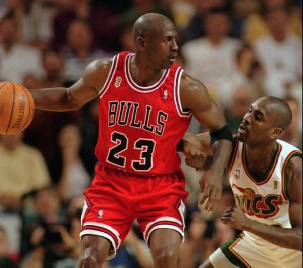 追夢格林評NBA歷史前五巨星：老詹第2，科比第3，庫裡排名飆升