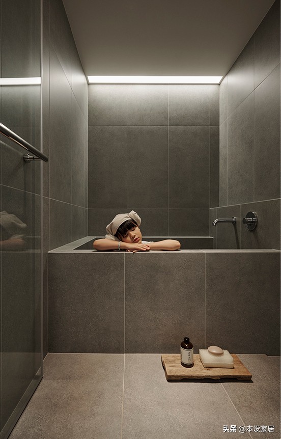 這是我見過最有生活氣息的家，125㎡，溫潤木質格調，超暖人心