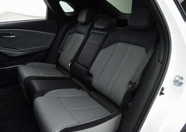 海綿矽負極片電池續航能超1000公里，AION LX PLUS到底貴不貴？