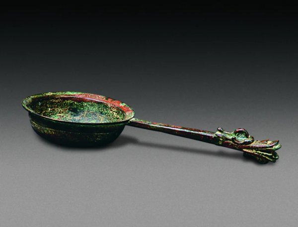 甘肅館藏精品丨龍首柄銅熨斗