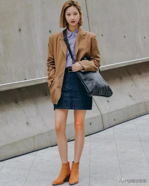 答應我：面板黃的女性，秋冬多穿這4個“高階色”，減齡還有氣質
