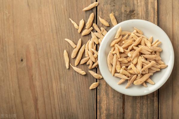 面對矛盾的“上熱下寒”要怎麼辦？中醫教你引火歸元