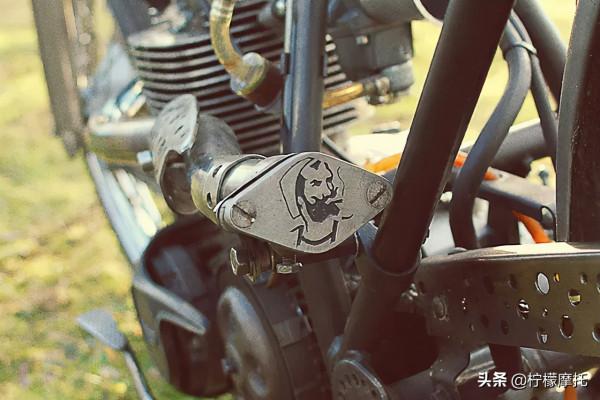 老掉牙的車了，真有味道