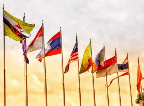 終究失去了民心？東盟主動選擇“親華疏美”，究竟是何考量？