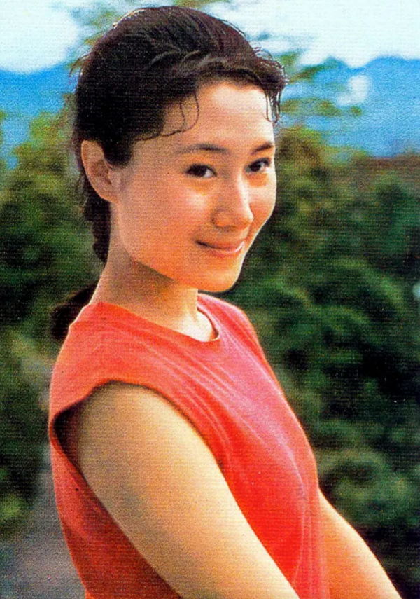 憑《少林寺》走紅&comma;嫁外國富商棄演從商&comma;&OpenCurlyDoubleQuote;牧羊女&rdquo;丁嵐如今怎樣了