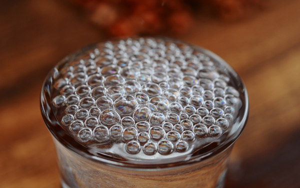 喝白酒,不管有錢沒錢,這2種白酒儘量少喝,口感差還容易上頭 喝白酒,不管有錢沒錢,這2種白酒儘量少喝,口感差還容易上頭