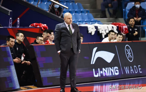 京晉賽後！楊學增大讚五點，併力挺球隊功臣！雅尼斯不滿攻守節奏