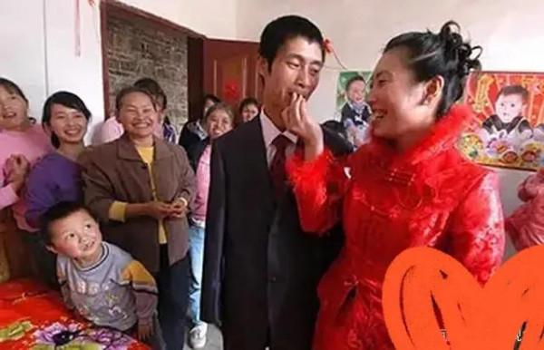 北大才女倒追無臂小夥，譜寫純淨愛情詩篇