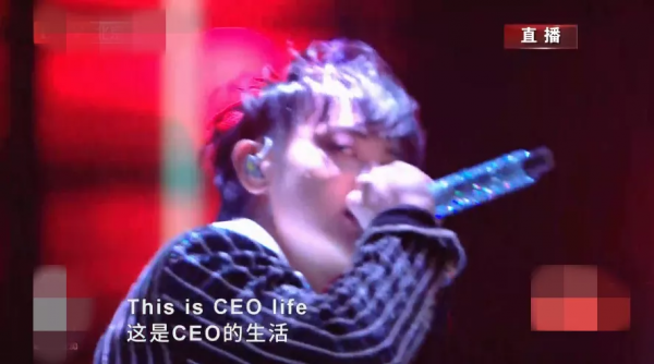 雙11晚會大翻車,周海媚邊抖邊唱,蔡徐坤難聽,吳宣儀別眨眼了 雙11晚會大翻車,周海媚邊抖邊唱,蔡徐坤難聽,吳宣儀別眨眼了