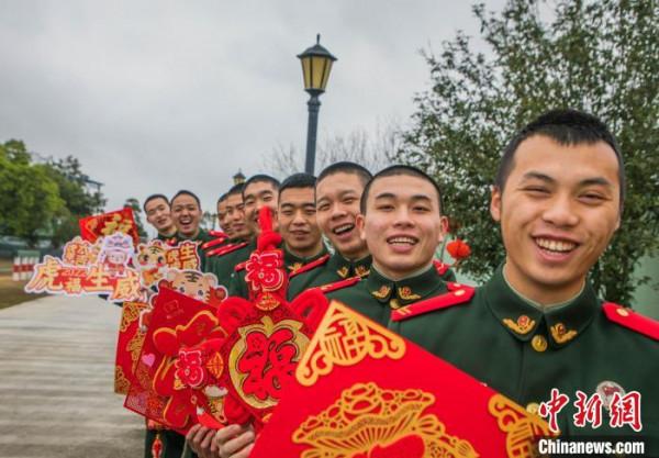 紅紅火火迎新春 廣西軍營&OpenCurlyDoubleQuote;年味&rdquo;別樣濃