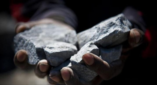 河南發現大型金礦，價值超百億，採礦工人能否偷偷帶走一塊？