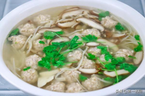 天冷了要多喝湯，分享4道丸子湯做法，營養滋補驅寒暖胃，真解饞