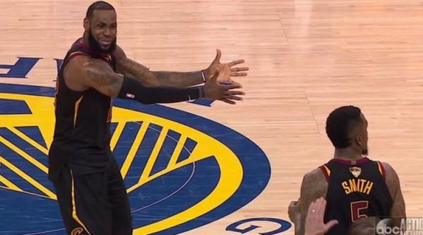 JR談總決賽前場板：沒人願意為失利負責 所以他們讓我背鍋