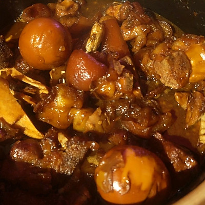 分享給你們我家祖傳的豬腳姜的做法，一般人我不告訴他