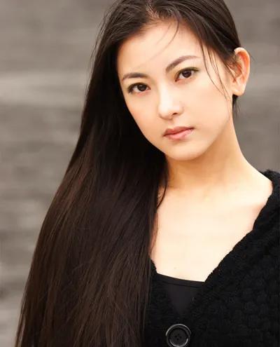 四位最經典的古典圓臉美女,古色古香,擁有最適合生活在古代的臉 四位最經典的古典圓臉美女,古色古香,擁有最適合生活在古代的臉