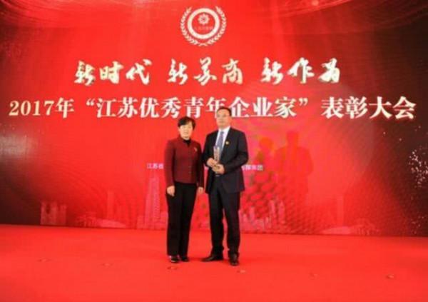 江蘇大叔三年虧損一千多萬，逆風翻盤種植杏鮑菇，一年賣2億元