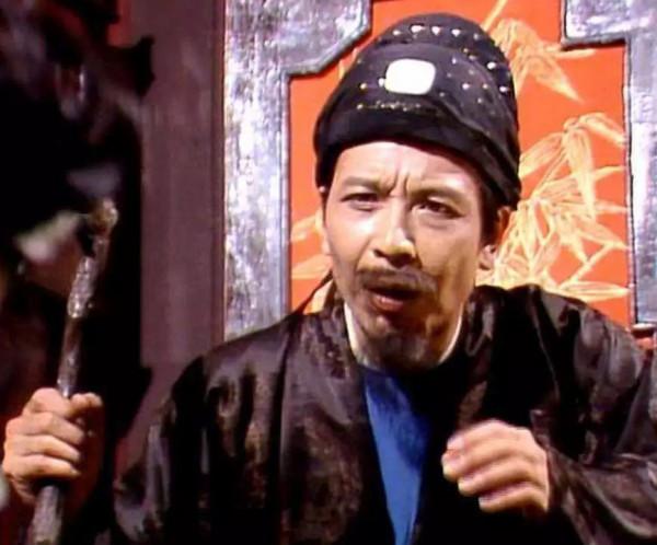 要真正看懂《紅樓夢》，弄懂賈府的經濟狀況至關重要