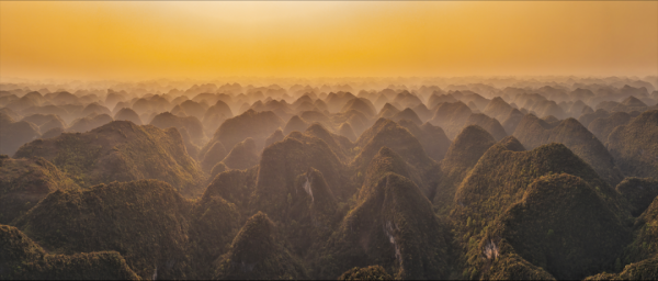 霞客行——踏遍青山人未老