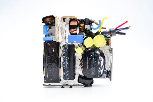 華碩最強遊戲本標配300W電源,內建4顆氮化鎵,內部結構揭曉 華碩最強遊戲本標配300W電源,內建4顆氮化鎵,內部結構揭曉