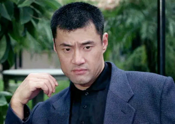 港片中的內地打星們:見證了香港影壇的興衰,其中4人已經去世 港片中的內地打星們:見證了香港影壇的興衰,其中4人已經去世