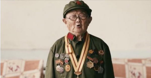 山東一96歲抗戰老兵,身高只有1.2米,卻曾獨自暗殺了7名日軍高官 山東一96歲抗戰老兵,身高只有1.2米,卻曾獨自暗殺了7名日軍高官