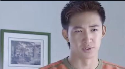 太瘦土氣大方臉，年輕時很一般，老了卻變帥的8位男星，不服不行