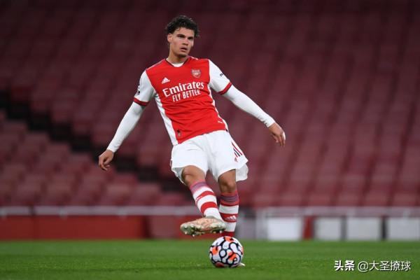 教練表態,名宿建議,阿森納前場和後場兩位小將冬窗可能外租鍛鍊 教練表態,名宿建議,阿森納前場和後場兩位小將冬窗可能外租鍛鍊