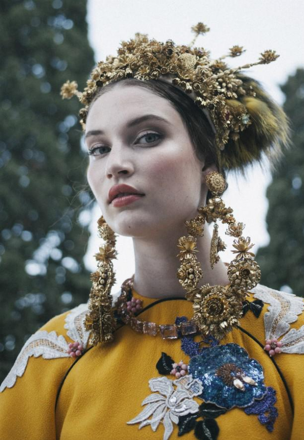 對不起，看見你我就想到“乾隆花瓶”