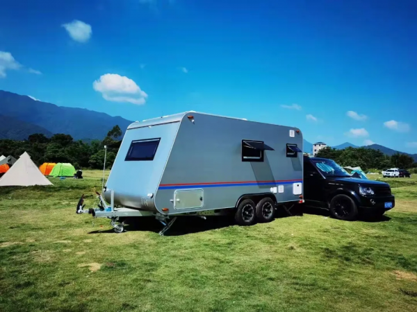 喜順隆旅行家640雙軸 簡約生活態度 兩款精緻內飾 滿足個性化需求