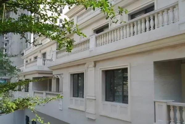 石材別墅外牆實景案例，耐用又美觀