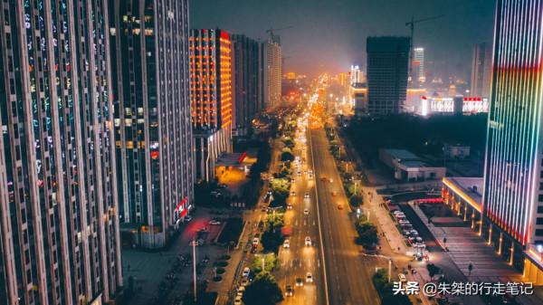 安徽第一個設市的城市，因盛產珍珠而得名，有朱元璋放牛過的湖泊