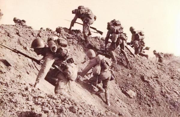 國民黨師長率萬人起義，47歲拒當司令員回鄉，胡耀邦專門設宴送行