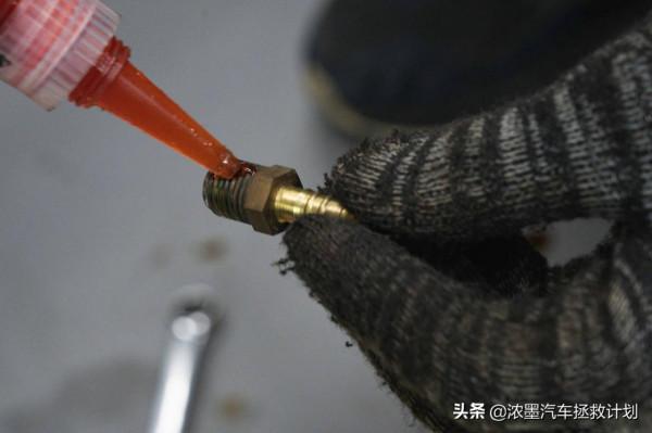 「致臻匠心」修復一臺大眾途銳,勇攀高峰後再成為逆轉時間的焦點 「致臻匠心」修復一臺大眾途銳,勇攀高峰後再成為逆轉時間的焦點