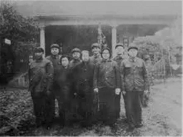 彭德懷3次請不來古遠興，25年後好奇詢問：你咋不給我當警衛員？