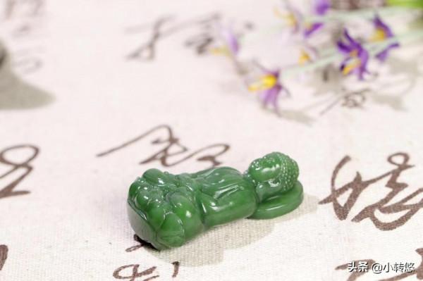 龍是九五之尊，四靈之首，更是天子的代表，象徵著權勢、尊貴