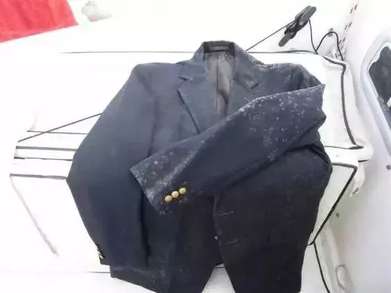 厚衣服髒了，先彆著急洗，試試這些方法，立馬乾淨了