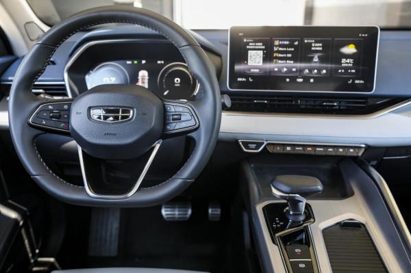 15萬的動力自由 玩車自由 試駕吉利星瑞 15萬的動力自由 玩車自由 試駕吉利星瑞