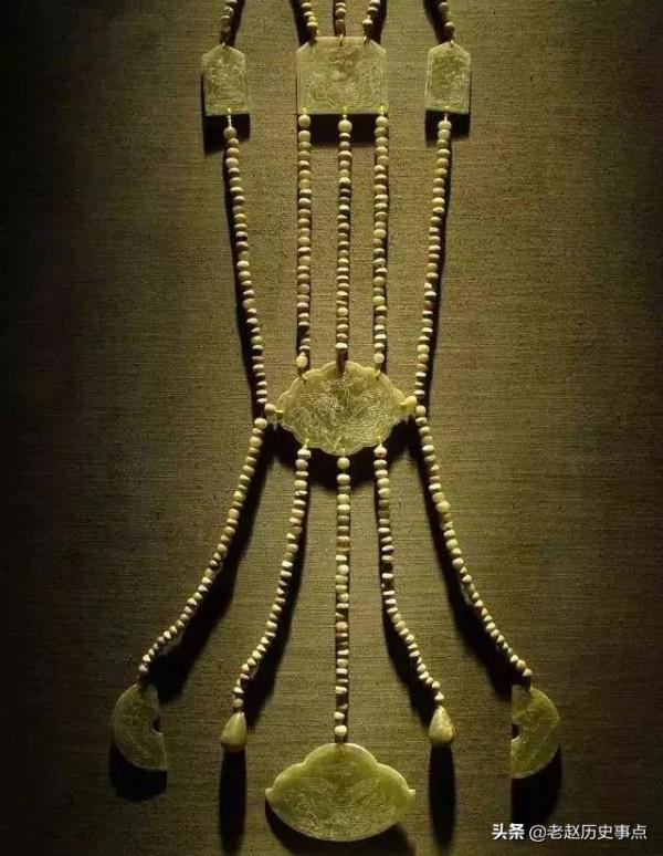 梁莊王墓發掘記：數次被盜未遂，出土5300件珍寶，盜墓賊捶胸頓足