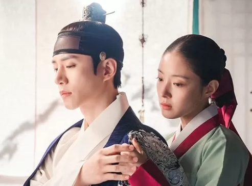 韓劇《衣袖紅鑲邊》作者：“只當愛好寫寫文，沒想到能拍成電視劇”