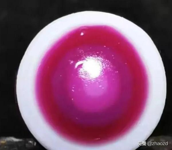 不可多得的多彩奇石 不可多得的多彩奇石