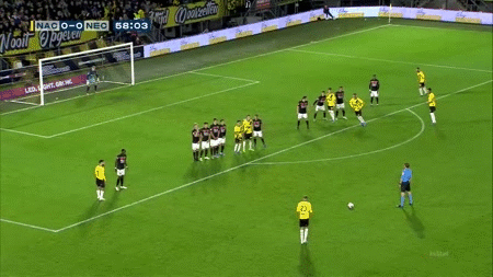 身高1米93的任意球大師！如今，他的兒子踢上了意甲