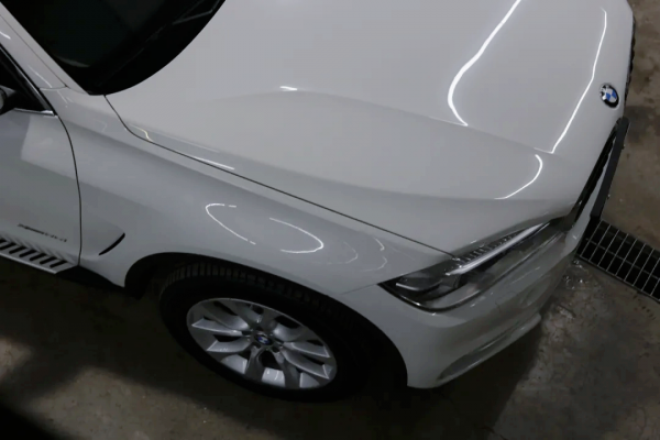 翻新“破爛不堪”的寶馬X5,車主硬是把X5當拖拉機開了7年 翻新“破爛不堪”的寶馬X5,車主硬是把X5當拖拉機開了7年