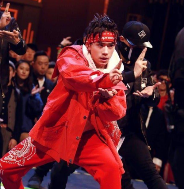 有錢卻治不好病的8位明星，各有各的苦衷，最大63歲，最小20歲