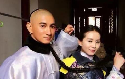 《小俠龍旋風》播出30年,兩位男主近況懸殊,神仙姐姐退圈多年 《小俠龍旋風》播出30年,兩位男主近況懸殊,神仙姐姐退圈多年