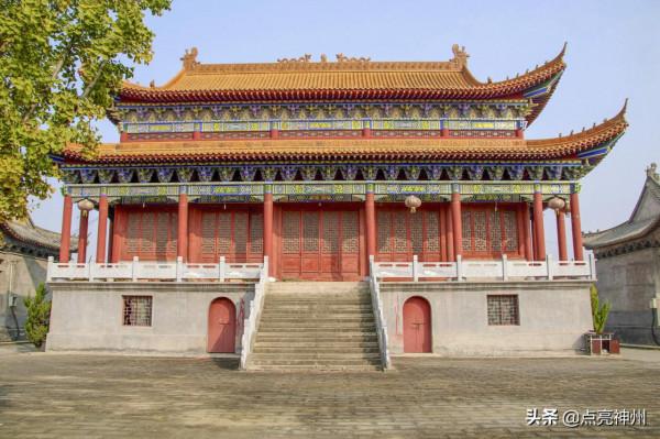 廟還是景區？這個充滿人間煙火氣息的古廟，所遭遇的身份困局