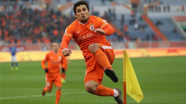 泰山隊日曆之1月13日:2014年1月13日,野牛阿洛伊西奧加盟魯能 泰山隊日曆之1月13日:2014年1月13日,野牛阿洛伊西奧加盟魯能