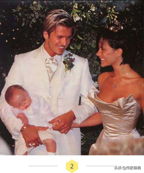 豪辦3場婚禮，13枚婚戒，老公全球最帥，貝嫂維多利亞有多厲害？